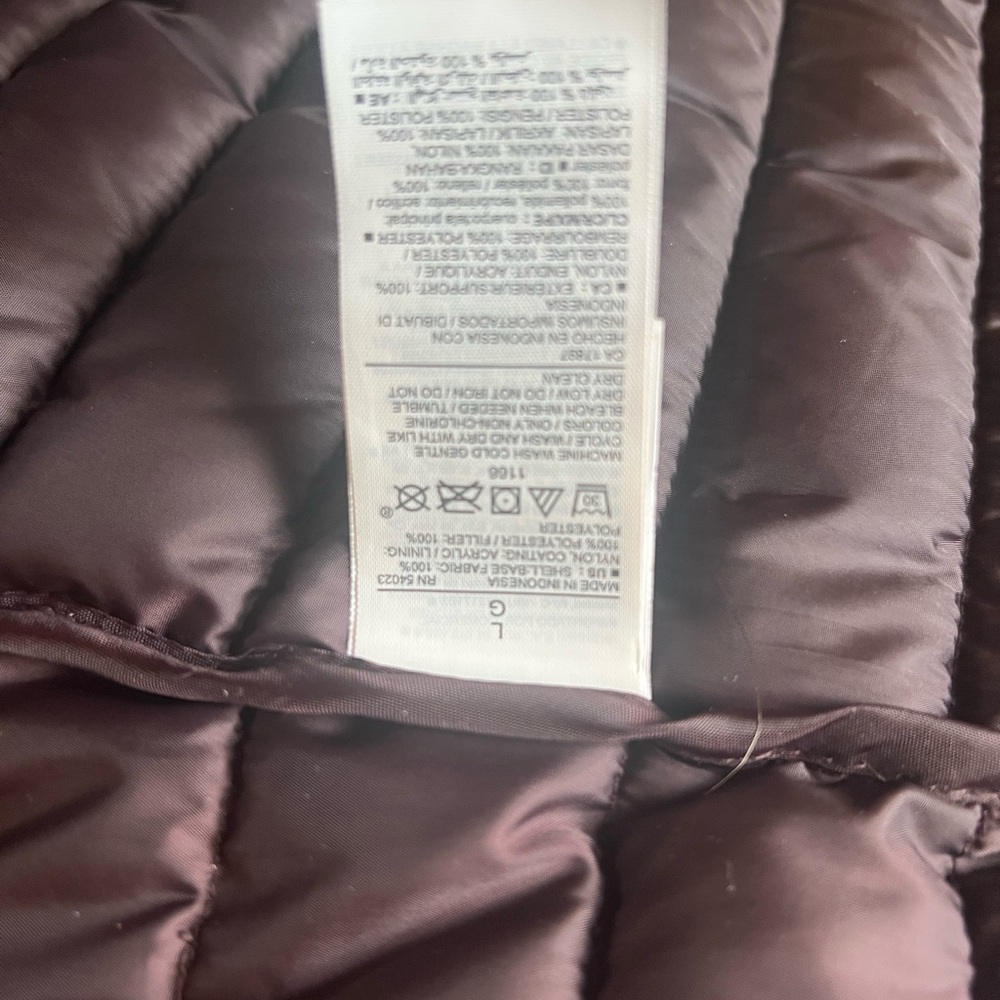 Old Navy women’s brown light puffer jacket. Size large. - Picture 5 of 8